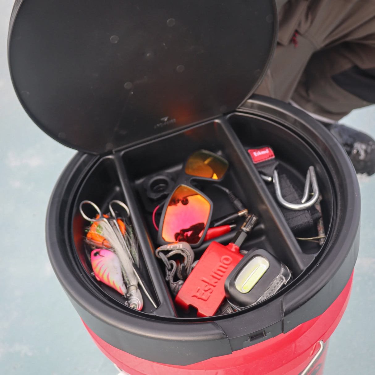 Bucket Seat/Lid with Storage